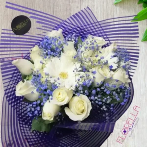 Bouquet Elegancia Azul y Blanca