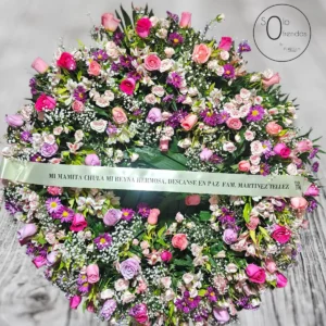 Corona Fúnebre en Tonos Rosa